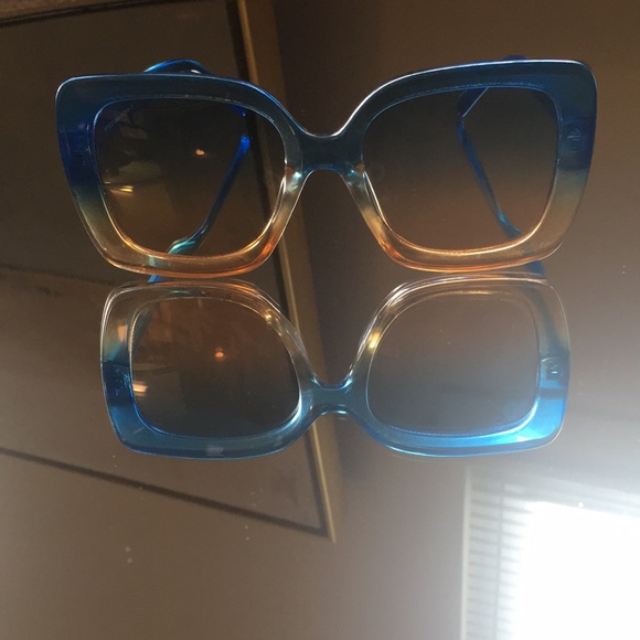 Colorful Eyewear - Picture 4 of 4